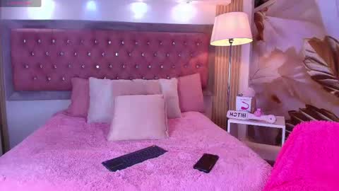 i AM Bonnie  online show from March 14, 3:54 am