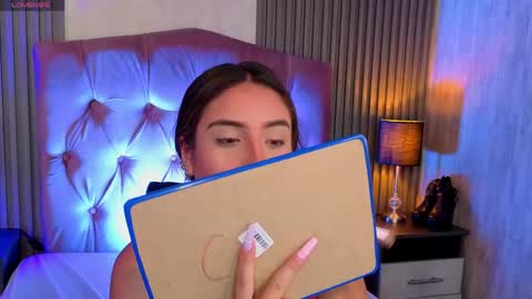 bonnali_lune online show from May 7, 5:25 am