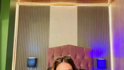 bonnali_lune online show from June 14, 4:36 am
