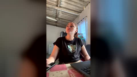 Bonnie online show from February 15, 11:53 am