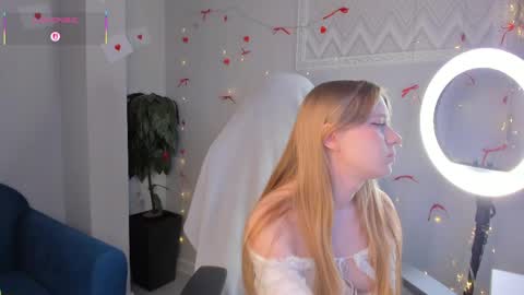 Bonnie online show from April 24, 12:12 am