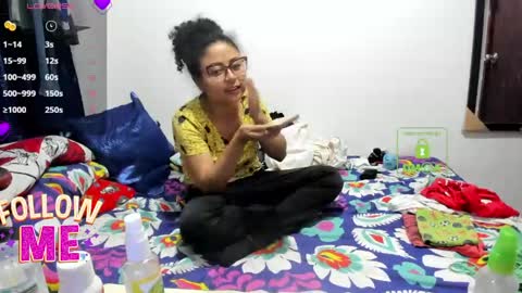 bonnie lam  hello welcome to my room I hope you have fun and you can reach your maximum pleasure here with me online show from April 28, 4:28 am