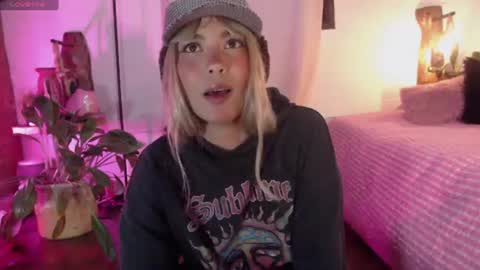bonnieand_clyde22 online show from June 24, 11:23 pm