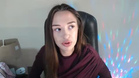Snapshot of bonniexxx_ chatting on October 21, 7:24 am Bonnie online show from October 21, 7:24 am