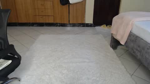Snapshot of booby_candy chatting on September 21, 1:37 pm booby_candy online show from September 21, 1:37 pm