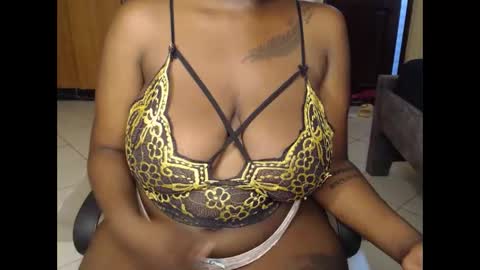 booby_candy online show from November 12, 6:05 am