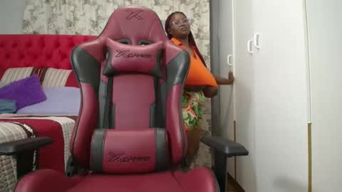 boobygoddessxxx online show from February 20, 12:18 pm