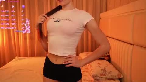 boootyfrytti online show from July 14, 7:19 pm