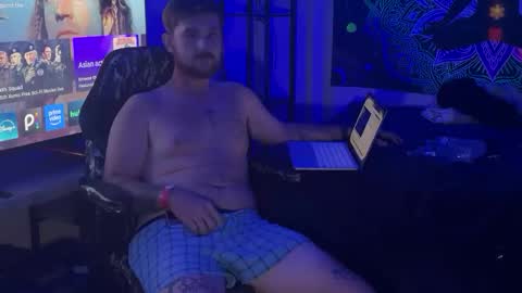 bootyboo69 online show from May 17, 3:27 am