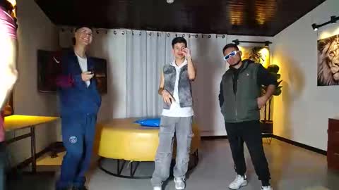 boranget online show from May 2, 11:49 am
