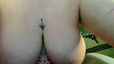 BoredCountryGirl online show from May 4, 4:19 am