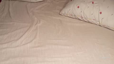 bossetassy online show from May 7, 2:29 am