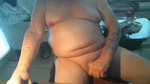 Snapshot of bottomguy33540 chatting on October 15, 5:03 pm BAM online show from October 15, 5:03 pm