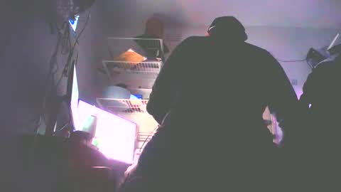 Snapshot of bottommlad chatting on October 24, 2:29 pm BottoMMlad online show from October 24, 2:29 pm