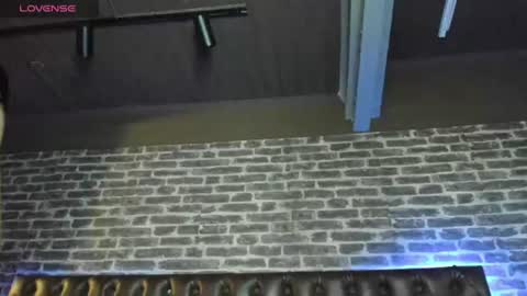bouncing_bunnyxxx69 online show from August 2, 4:25 am