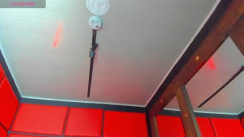 bouncing_bunnyxxx69 online show from June 21, 12:06 am