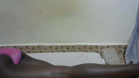 bouncy_vee online show from March 2, 7:45 pm