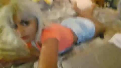 bouncybronze online show from October 22, 11:23 am