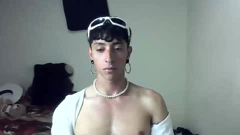 Boy Astro online show from January 24, 1:24 am