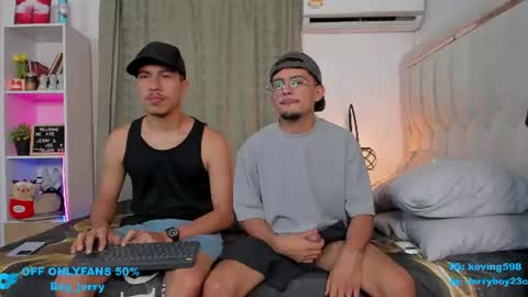 boy_jerry online show from July 8, 3:04 pm