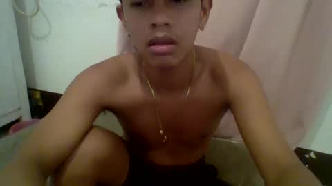 boyax online show from December 8, 3:56 pm