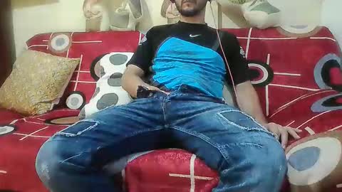 Gio online show from May 10, 4:08 am
