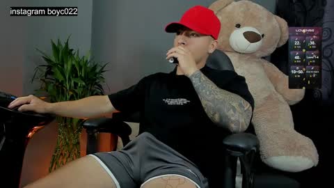 boyc02_ online show from March 8, 10:56 pm