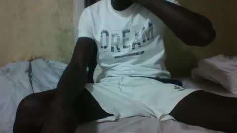 Snapshot of boyguylove chatting on October 21, 7:02 am boyguylove online show from October 21, 7:02 am