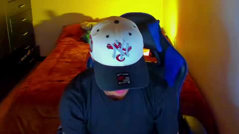miguel  online show from April 30, 12:04 am
