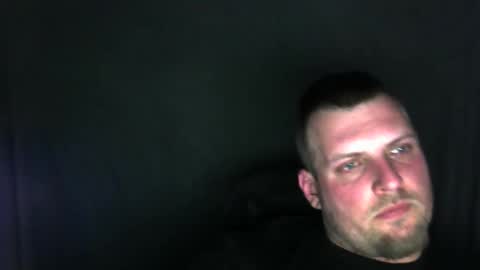 boynextdoooooor online show from April 28, 9:30 pm