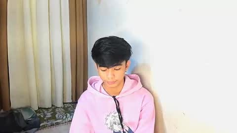 HI IM JAMES DONT FORGET GIVE ME THUMBS UP AND JOIN TO MY FANCLUB online show from May 11, 4:04 pm