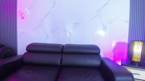 boys_twink69 online show from June 8, 6:09 pm