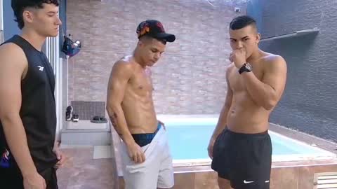 Angelo Mark Fernando Taylor online show from September 10, 1:34 pm