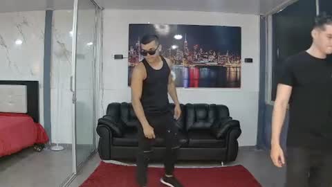 Angelo Mark Fernando Taylor online show from July 19, 11:13 am