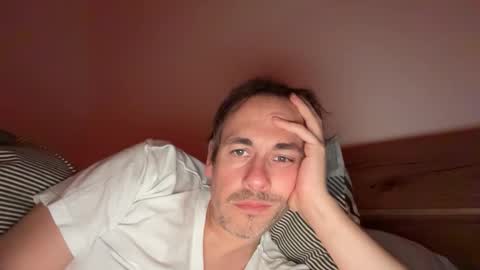 boytoyhh online show from February 14, 12:02 am