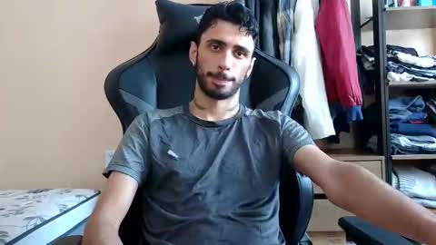 boyzinm2 online show from March 8, 12:42 pm