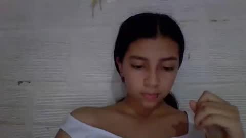 Snapshot of brad_and_emma293215 chatting on September 25, 8:38 pm brad_and_emma293215 online show from September 25, 8:38 pm