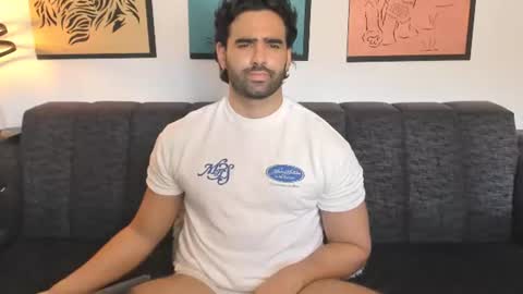 bradleymartin7 online show from July 10, 4:01 pm