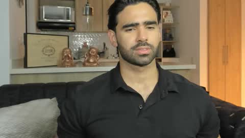 bradleymartin7 online show from October 24, 3:29 am