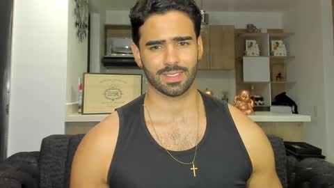 bradleymartin7 online show from March 7, 1:20 am