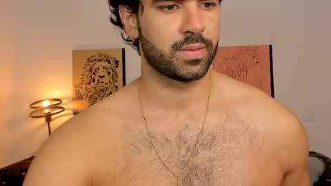 bradleymartin7 online show from July 2, 11:04 am