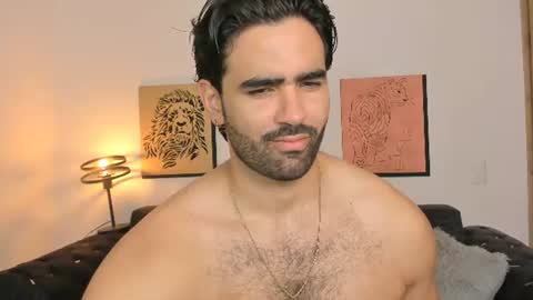 bradleymartin7 online show from July 25, 4:05 pm