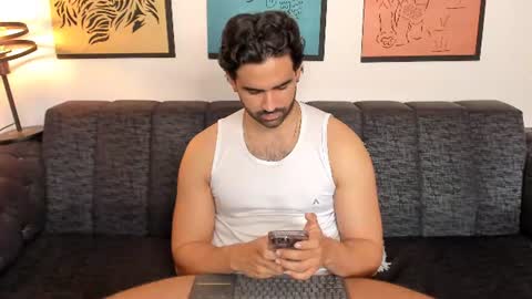 bradleymartin7 online show from July 11, 4:10 pm