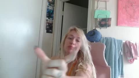 i am a naughty jedi knight online show from April 29, 10:47 pm
