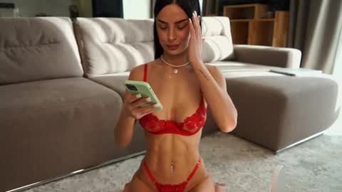 Brandi online show from February 23, 7:33 am