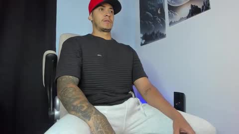 Brandon Lavitt online show from November 14, 11:45 am