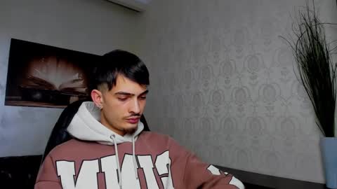 BrandonTateX online show from March 2, 6:30 pm