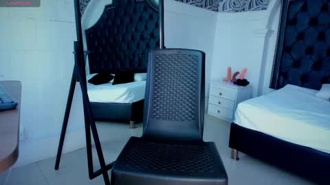 I am your sweet whore online show from February 13, 7:21 pm