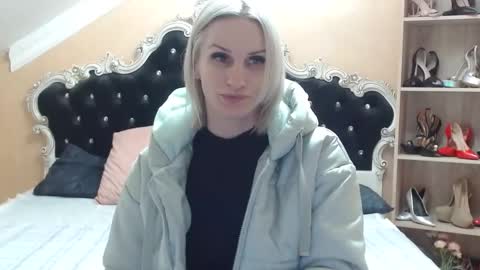 Snapshot of brandyweed chatting on February 8, 6:43 am brandyweed online show from February 8, 6:43 am