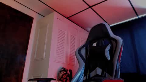 brasi_ online show from March 15, 7:17 pm